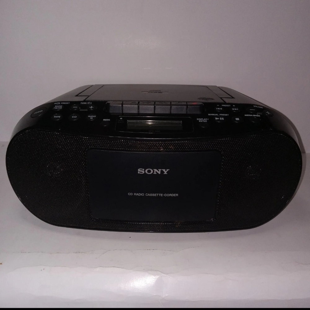 Sony CFD-S50 CD/Line-in Jack/Headphone Jack/Digital/CD-R Playback/MP3 CD